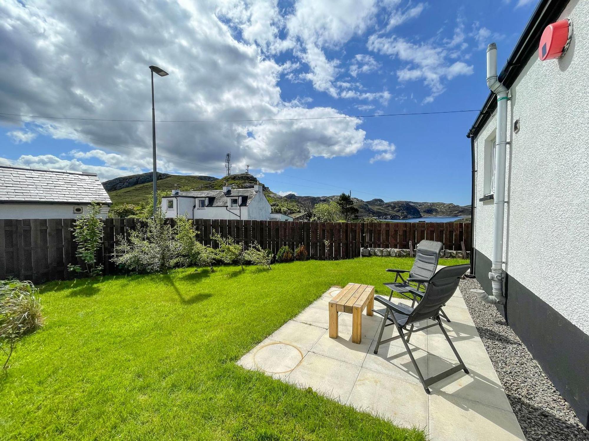 Villa The Old Surgery Kinlochbervie Exterior foto